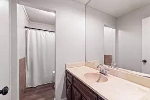 202 Fleetwood Ct, Arlington, TX 76014 - Photo 20