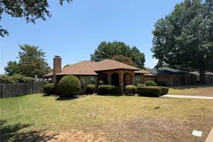 2800 Clearmeadow St, Bedford, TX 76021 - Photo 24