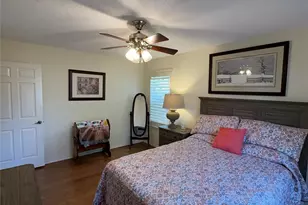 2800 Clearmeadow St, Bedford, TX 76021 - Photo 14