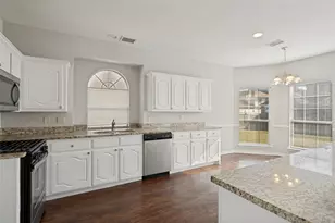 305 Boulder Creek Dr, DeSoto, TX 75115 - Photo 12