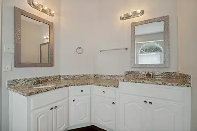 305 Boulder Creek Drive, DeSoto, TX 75115 - Photo 18