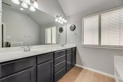 221 Bluefinch Drive, Little Elm, TX 75068 - Photo 16