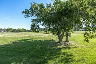648 Half Moon Way, Runaway Bay, TX 76426 - Photo 26