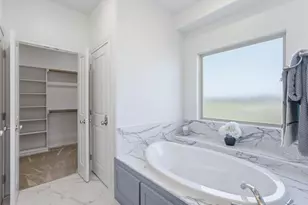648 Half Moon Way, Runaway Bay, TX 76426 - Photo 16