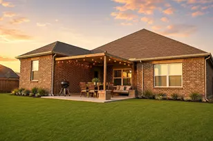 1837 Rialto Ln, Crowley, TX 76036 - Photo 2