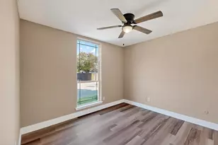 2007 Red Cloud Dr, Dallas, TX 75217 - Photo 16