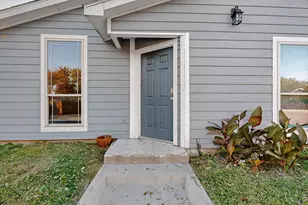 2007 Red Cloud Dr, Dallas, TX 75217 - Photo 38