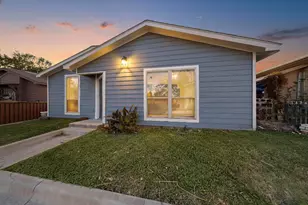 2007 Red Cloud Dr, Dallas, TX 75217 - Photo 2