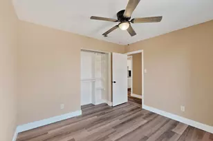2007 Red Cloud Dr, Dallas, TX 75217 - Photo 14