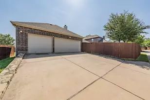 3310 Edinburgh Dr, Sachse, TX 75048 - Photo 36