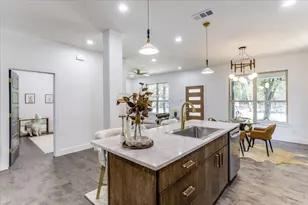 2401 Ingersoll St, Dallas, TX 75212 - Photo 10