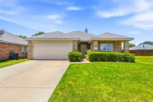 2612 Spencer Cir, Royse City, TX 75189 - Photo 2