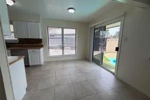 5218 Barcelona Dr, Garland, TX 75043 - Photo 10