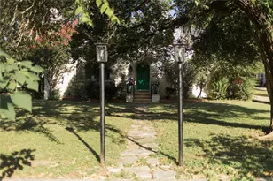 310 Hickory, Hico, TX 76457 - Photo 2