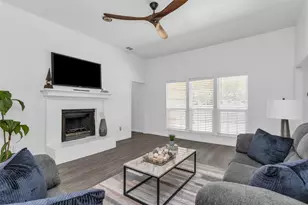 2506 McKensie Ln, Grand Prairie, TX 75052 - Photo 8