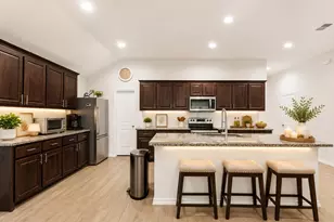 9916 Mescalbean Blvd, Fort Worth, TX 76036 - Photo 8