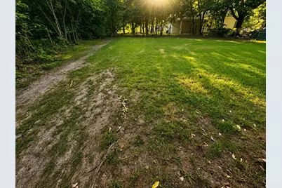 413 Gates Street, Bonham, TX 75418 - Photo 4