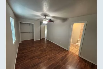 910 NE 31st, Grand Prairie, TX 75050 - Photo 24