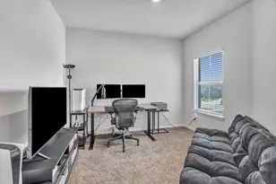9752 New Bern Dr, Fort Worth, TX 76108 - Photo 4
