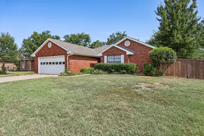 3211 Brookview Drive, Corinth, TX 76210 - Photo 2