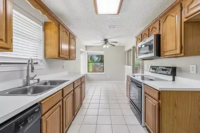 3211 Brookview Drive, Corinth, TX 76210 - Photo 10