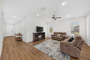 114 Drovers Dr, Cleburne, TX 76031 - Photo 12