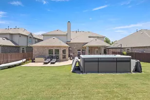 13909 Sparrow Hill Dr, Little Elm, TX 75068 - Photo 32