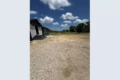 4868 County Road 2242, Greenville, TX 75402 - Photo 32