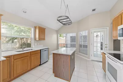 10613 Brandenberg Drive, Frisco, TX 75035 - Photo 12