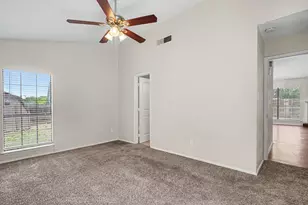 4245 Periwinkle Dr, Fort Worth, TX 76137 - Photo 10