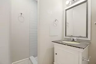 1913 Landa Dr, Garland, TX 75042 - Photo 8