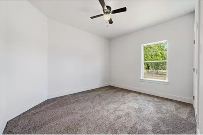 1104 Boone Street, Cleburne, TX 76031 - Photo 24