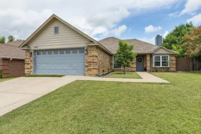5957 Sundown Drive, Watauga, TX 76148 - Photo 2