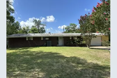 1705 Jefferson Street, Commerce, TX 75428 - Photo 1