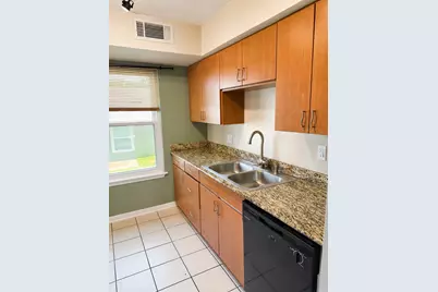 1500 Lake Shore Drive #402, Waco, TX 76708 - Photo 8