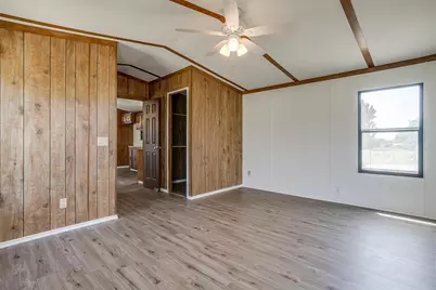 3216 Redwood Drive, Granbury, TX 76048 - Photo 14