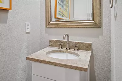 2411 N Hall Street #36, Dallas, TX 75204 - Photo 14