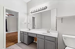 622 Mission Hills Dr, Arlington, TX 76018 - Photo 20