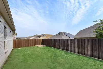 814 Bluewood Street, Princeton, TX 75407 - Photo 12