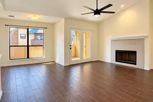1204 Calico Ln, Arlington, TX 76011 - Photo 2