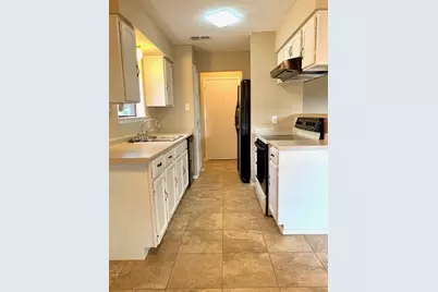 1301 N Knowles Drive, Saginaw, TX 76179 - Photo 4