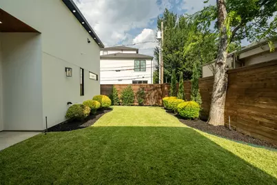 7210 Robin Road, Dallas, TX 75209 - Photo 36