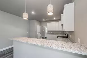 708 Elba St, Bowie, TX 76230 - Photo 10