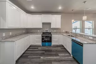 708 Elba St, Bowie, TX 76230 - Photo 12