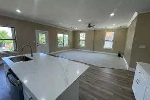 4313 Mountain Hollow Dr, Granbury, TX 76048 - Photo 6