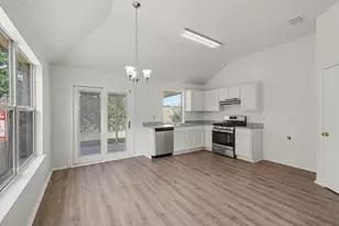 7315 Marsland Ln, Arlington, TX 76001 - Photo 12