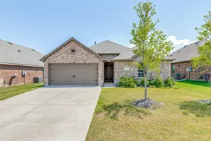 523 Summit Pass Ln, Princeton, TX 75407 - Photo 1