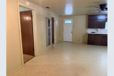 319 Shenandoah Street, Marlin, TX 76661 - Photo 6