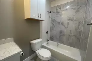 4311 Mountain Hollow Dr, Granbury, TX 76048 - Photo 4
