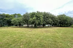 250 Co Rd 2426, Como, TX 75431 - Photo 36